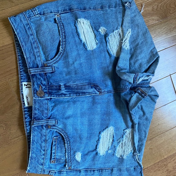 Garage Mom Shorts - Picture 4 of 5